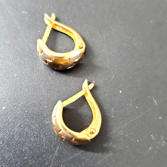 14K Gold And White Gold Two Tone Omega Earrings - Picture 2 of 4
